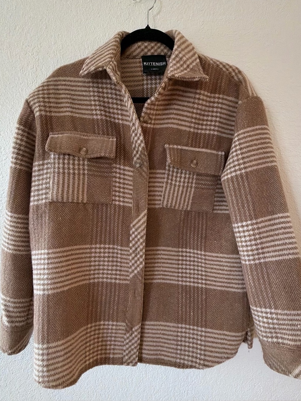 Kittenish woman’s Taupe & Cream Plaid Utility Shacket XS cozy thick button up